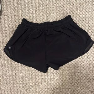 Lululemon, Black Hotty Hots, low rise 2.5, size 2